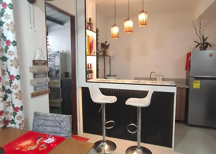 Four Es Apartment